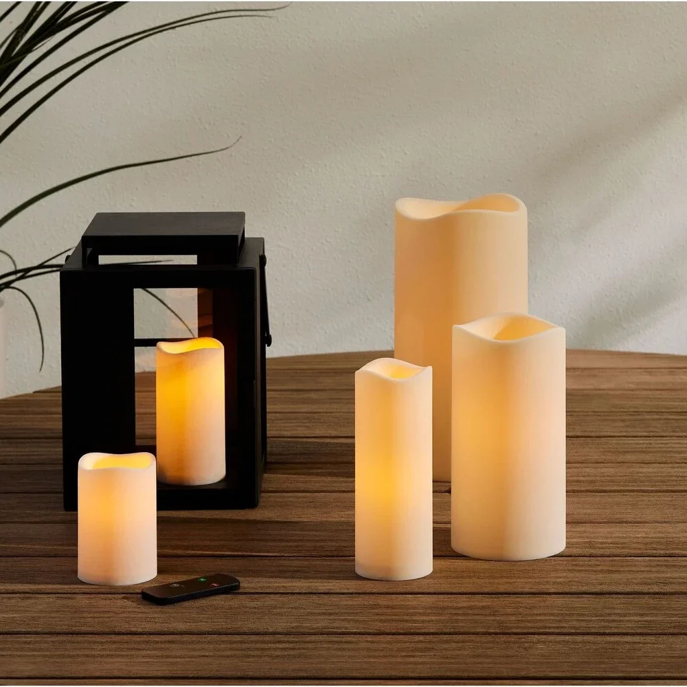 West Elm Indoor/Outdoor Wavy Edge Basic Candle - Ivory 4.5 x 9 in
